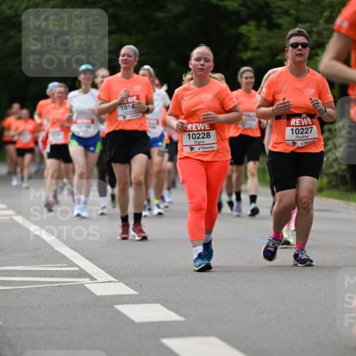 15.06.2025 - REWE Women's Run Dr. Thomas Lammeyer http://msf.ph/oto/7943178 15.06.2025 09:21:57 Laufen 1014, 10228, 10227 meine-sportfotos.de