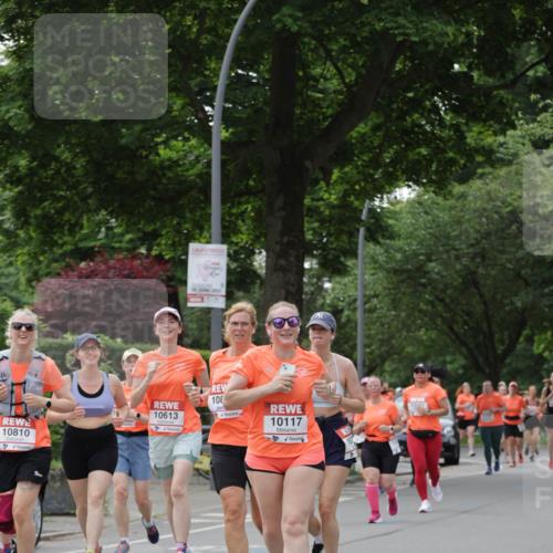 15.06.2025 - REWE Women's Run Jannik Wohlers http://msf.ph/oto/7943182 15.06.2025 08:28:52 Laufen 10810, 15, 2825, 10613, 108, 10117, 10587 meine-sportfotos.de