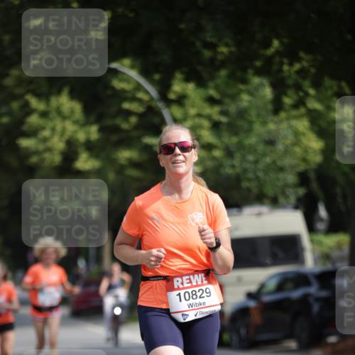 15.06.2025 - REWE Women's Run Jannik Wohlers http://msf.ph/oto/7943186 15.06.2025 08:47:05 Laufen 10829 meine-sportfotos.de