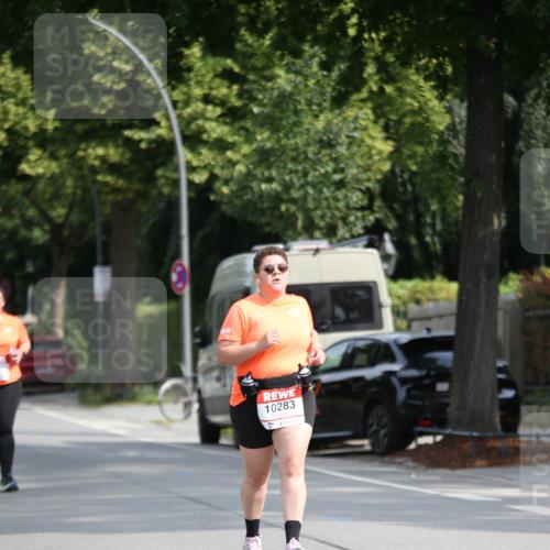 15.06.2025 - REWE Women's Run Jannik Wohlers http://msf.ph/oto/7943193 15.06.2025 10:01:45 Laufen 10283 meine-sportfotos.de