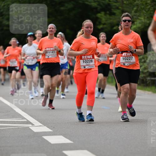 15.06.2025 - REWE Women's Run Dr. Thomas Lammeyer http://msf.ph/oto/7943194 15.06.2025 09:21:58 Laufen 10141, 10228, 10227 meine-sportfotos.de