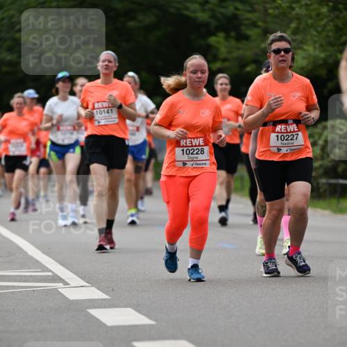 15.06.2025 - REWE Women's Run Dr. Thomas Lammeyer http://msf.ph/oto/7943201 15.06.2025 09:21:58 Laufen 10141, 10228, 23, 38, 10227 meine-sportfotos.de