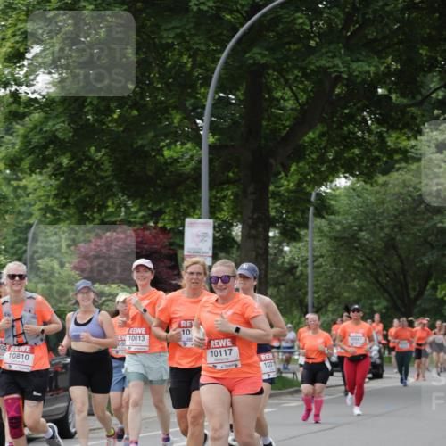 15.06.2025 - REWE Women's Run Jannik Wohlers http://msf.ph/oto/7943220 15.06.2025 08:28:52 Laufen 02, 10810, 10613, 050, 10, 10117, 103, 10587 meine-sportfotos.de