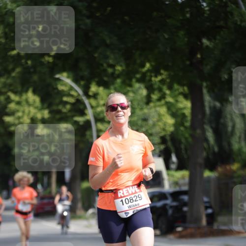 15.06.2025 - REWE Women's Run Jannik Wohlers http://msf.ph/oto/7943233 15.06.2025 08:47:06 Laufen 10829 meine-sportfotos.de
