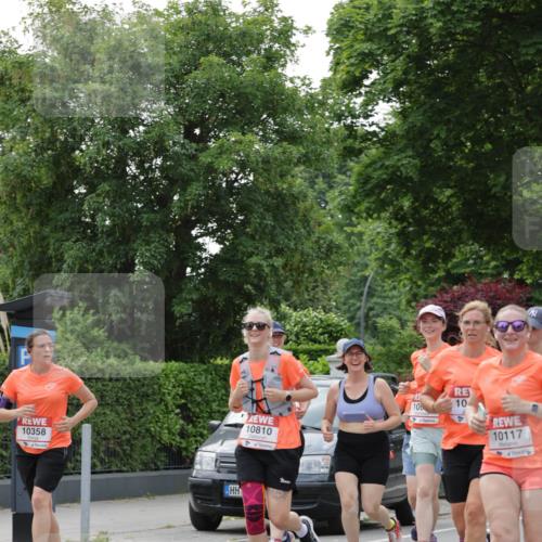 15.06.2025 - REWE Women's Run Jannik Wohlers http://msf.ph/oto/7943241 15.06.2025 08:28:53 Laufen 10358, 10, 10810, 100, 10117 meine-sportfotos.de