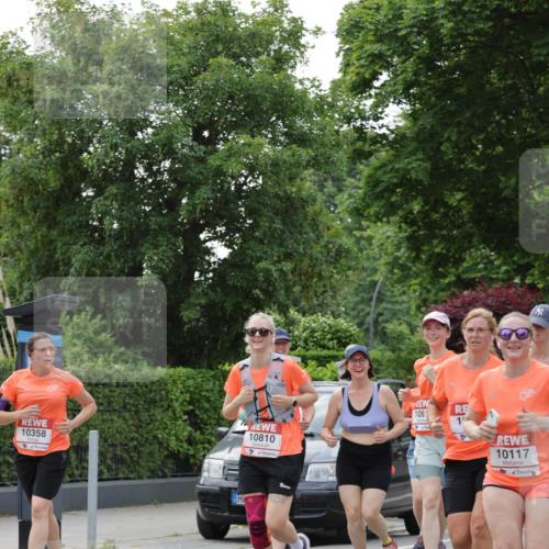 15.06.2025 - REWE Women's Run Jannik Wohlers http://msf.ph/oto/7943246 15.06.2025 08:28:53 Laufen 10358, 106, 1, 10810, 10117 meine-sportfotos.de