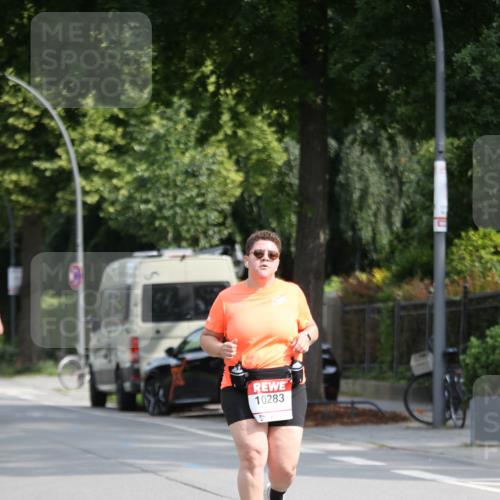 15.06.2025 - REWE Women's Run Jannik Wohlers http://msf.ph/oto/7943251 15.06.2025 10:01:47 Laufen 10283 meine-sportfotos.de