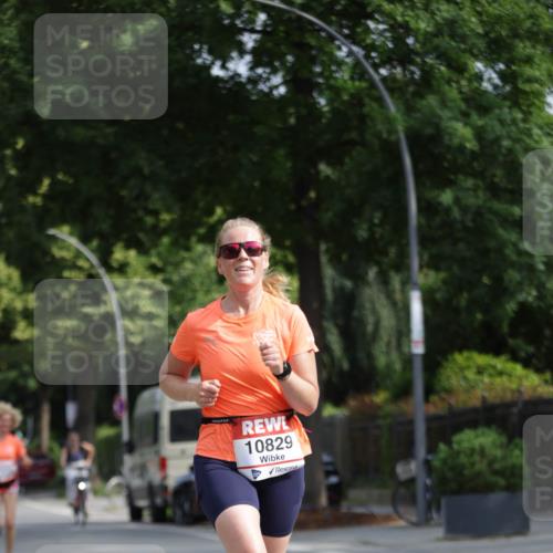 15.06.2025 - REWE Women's Run Jannik Wohlers http://msf.ph/oto/7943260 15.06.2025 08:47:06 Laufen 10829 meine-sportfotos.de