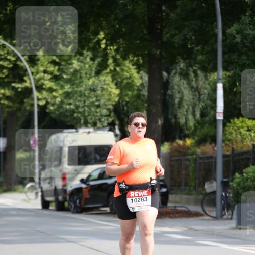 15.06.2025 - REWE Women's Run Jannik Wohlers http://msf.ph/oto/7943263 15.06.2025 10:01:47 Laufen 10283 meine-sportfotos.de