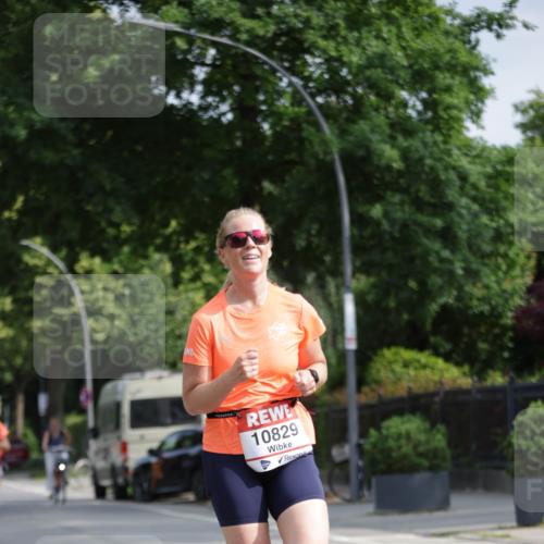 15.06.2025 - REWE Women's Run Jannik Wohlers http://msf.ph/oto/7943273 15.06.2025 08:47:06 Laufen 10829 meine-sportfotos.de