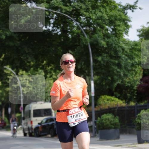 15.06.2025 - REWE Women's Run Jannik Wohlers http://msf.ph/oto/7943277 15.06.2025 08:47:06 Laufen 10829 meine-sportfotos.de