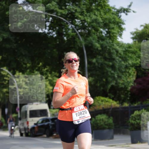 15.06.2025 - REWE Women's Run Jannik Wohlers http://msf.ph/oto/7943284 15.06.2025 08:47:06 Laufen 10829 meine-sportfotos.de