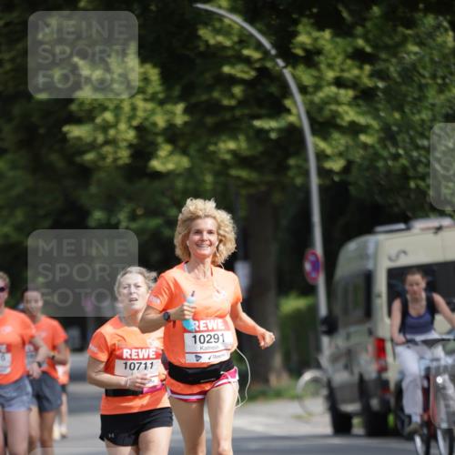 15.06.2025 - REWE Women's Run Jannik Wohlers http://msf.ph/oto/7943298 15.06.2025 08:47:08 Laufen 16, 10711, 10291 meine-sportfotos.de