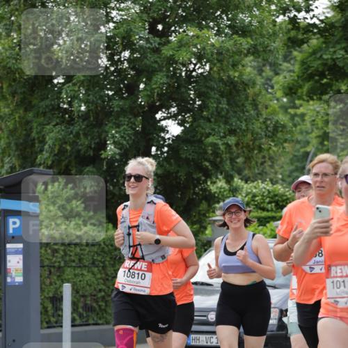 15.06.2025 - REWE Women's Run Jannik Wohlers http://msf.ph/oto/7943302 15.06.2025 08:28:54 Laufen 10810, 1, 8, 1011 meine-sportfotos.de