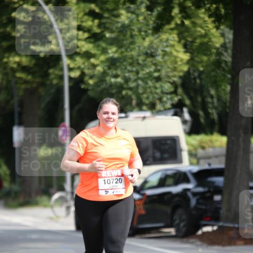 15.06.2025 - REWE Women's Run Jannik Wohlers http://msf.ph/oto/7943308 15.06.2025 10:01:52 Laufen 10720 meine-sportfotos.de