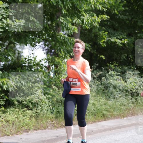 15.06.2025 - REWE Women's Run Jannik Wohlers http://msf.ph/oto/7943328 15.06.2025 10:16:31 Laufen 5100, 5106 meine-sportfotos.de