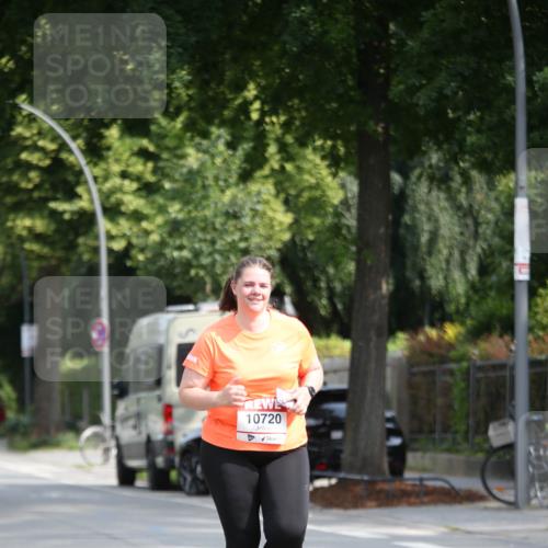15.06.2025 - REWE Women's Run Jannik Wohlers http://msf.ph/oto/7943329 15.06.2025 10:01:53 Laufen 10720 meine-sportfotos.de