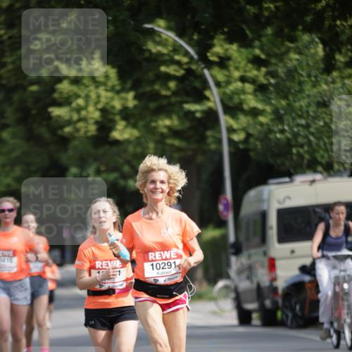 15.06.2025 - REWE Women's Run Jannik Wohlers http://msf.ph/oto/7943339 15.06.2025 08:47:09 Laufen 10291 meine-sportfotos.de