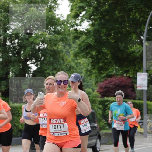 15.06.2025 - REWE Women's Run Jannik Wohlers http://msf.ph/oto/7943355 15.06.2025 08:28:54 Laufen 1083, 10117, 10311, 10338 meine-sportfotos.de