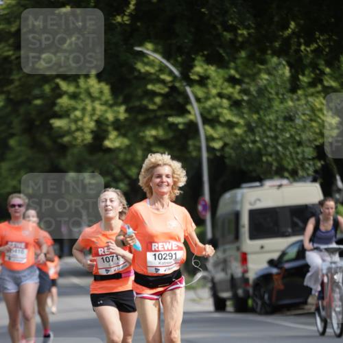 15.06.2025 - REWE Women's Run Jannik Wohlers http://msf.ph/oto/7943360 15.06.2025 08:47:09 Laufen 1071, 10291 meine-sportfotos.de