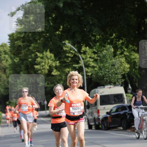 15.06.2025 - REWE Women's Run Jannik Wohlers http://msf.ph/oto/7943396 15.06.2025 08:47:10 Laufen 410, 10291 meine-sportfotos.de