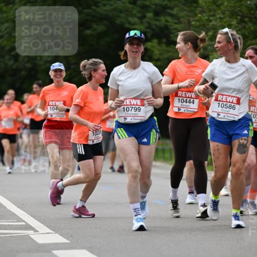 15.06.2025 - REWE Women's Run Dr. Thomas Lammeyer http://msf.ph/oto/7943409 15.06.2025 09:22:03 Laufen 104, 10238, 10799, 10444, 10586, 03 meine-sportfotos.de