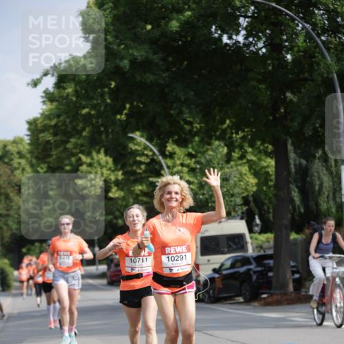 15.06.2025 - REWE Women's Run Jannik Wohlers http://msf.ph/oto/7943437 15.06.2025 08:47:10 Laufen 410, 10711, 10291 meine-sportfotos.de