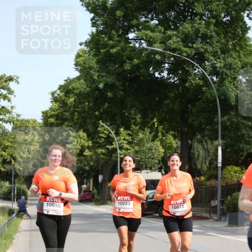 15.06.2025 - REWE Women's Run Jannik Wohlers http://msf.ph/oto/7943451 15.06.2025 10:02:03 Laufen 10655, 10223, 10873 meine-sportfotos.de