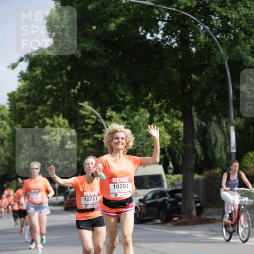15.06.2025 - REWE Women's Run Jannik Wohlers http://msf.ph/oto/7943455 15.06.2025 08:47:10 Laufen 410, 10711, 10291 meine-sportfotos.de