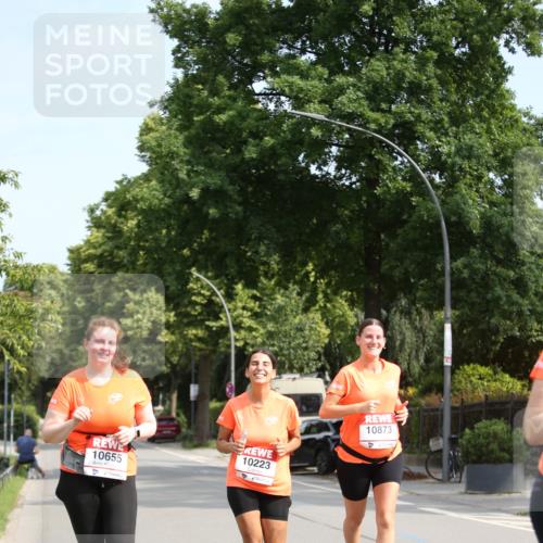 15.06.2025 - REWE Women's Run Jannik Wohlers http://msf.ph/oto/7943464 15.06.2025 10:02:03 Laufen 10873, 10223, 10655 meine-sportfotos.de