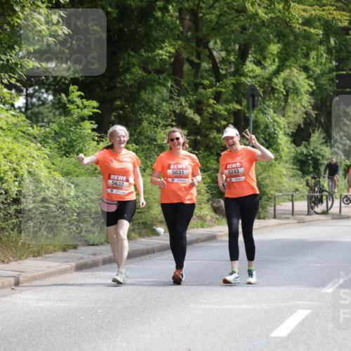 15.06.2025 - REWE Women's Run Jannik Wohlers http://msf.ph/oto/7943465 15.06.2025 10:16:41 Laufen 5631, 5632, 5243 meine-sportfotos.de