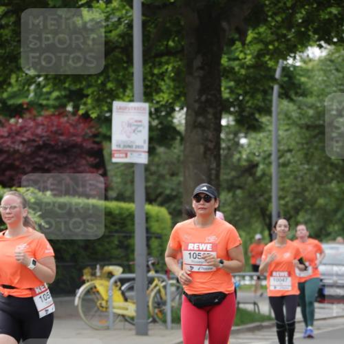15.06.2025 - REWE Women's Run Jannik Wohlers http://msf.ph/oto/7943475 15.06.2025 08:28:57 Laufen 105, 105, 10047 meine-sportfotos.de