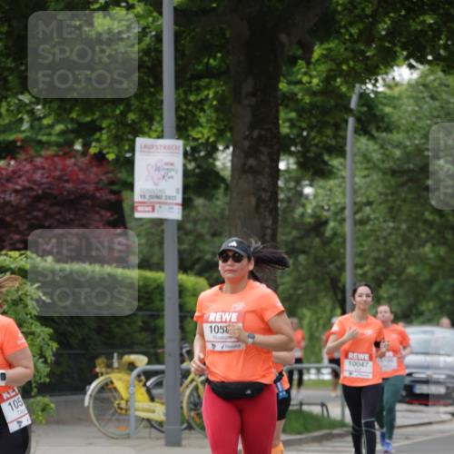 15.06.2025 - REWE Women's Run Jannik Wohlers http://msf.ph/oto/7943492 15.06.2025 08:28:57 Laufen 105, 1058, 10047 meine-sportfotos.de