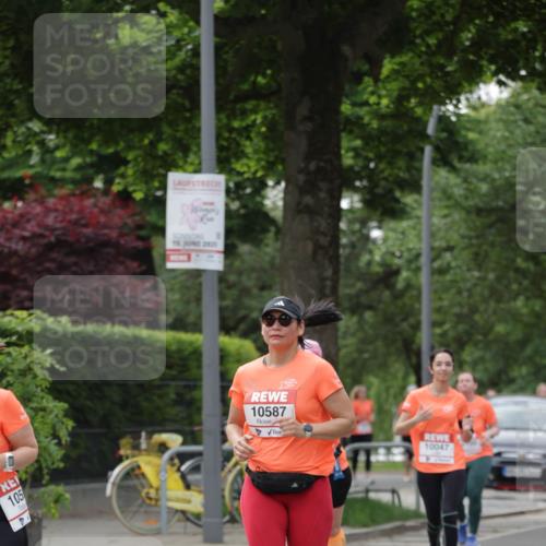 15.06.2025 - REWE Women's Run Jannik Wohlers http://msf.ph/oto/7943496 15.06.2025 08:28:57 Laufen 105, 10587, 10047 meine-sportfotos.de