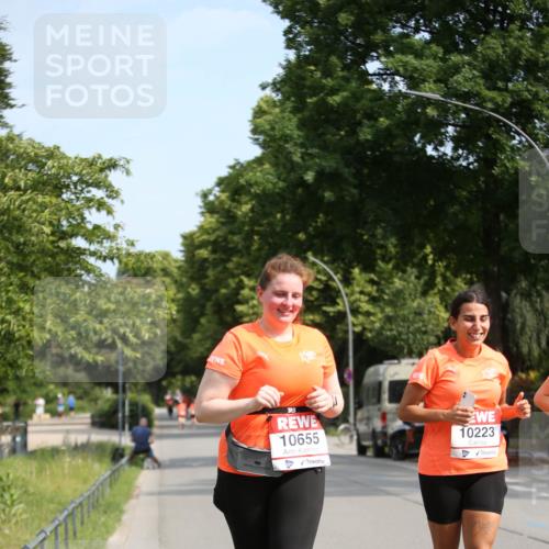 15.06.2025 - REWE Women's Run Jannik Wohlers http://msf.ph/oto/7943503 15.06.2025 10:02:04 Laufen 149, 10655, 10223 meine-sportfotos.de