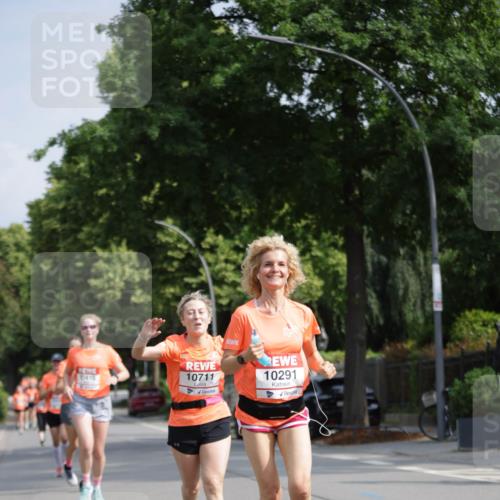 15.06.2025 - REWE Women's Run Jannik Wohlers http://msf.ph/oto/7943514 15.06.2025 08:47:11 Laufen 10711, 10291 meine-sportfotos.de