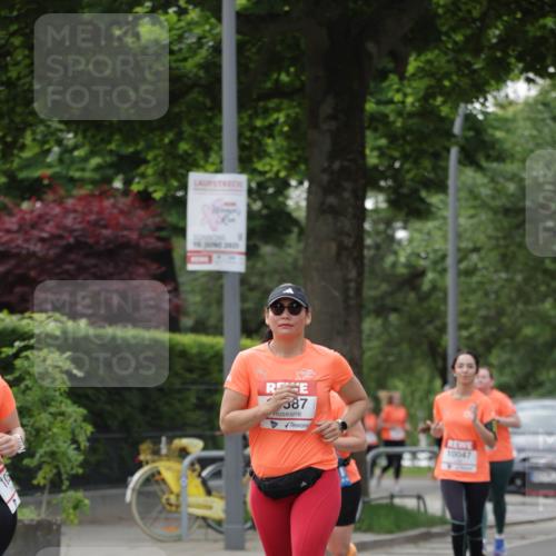 15.06.2025 - REWE Women's Run Jannik Wohlers http://msf.ph/oto/7943515 15.06.2025 08:28:57 Laufen 587 meine-sportfotos.de