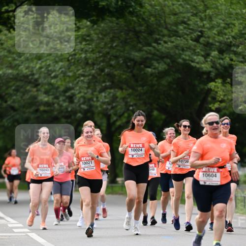 15.06.2025 - REWE Women's Run Dr. Thomas Lammeyer http://msf.ph/oto/7943528 15.06.2025 09:22:06 Laufen 10243, 35, 10021, 10024, 548, 10, 10735, 10604 meine-sportfotos.de