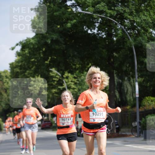 15.06.2025 - REWE Women's Run Jannik Wohlers http://msf.ph/oto/7943537 15.06.2025 08:47:11 Laufen 10711, 10291 meine-sportfotos.de