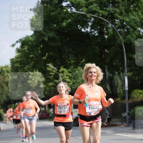 15.06.2025 - REWE Women's Run Jannik Wohlers http://msf.ph/oto/7943542 15.06.2025 08:47:11 Laufen 10711, 10291 meine-sportfotos.de
