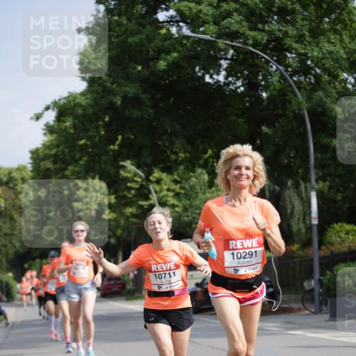 15.06.2025 - REWE Women's Run Jannik Wohlers http://msf.ph/oto/7943555 15.06.2025 08:47:11 Laufen 10, 10711, 10291 meine-sportfotos.de
