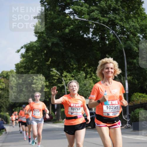 15.06.2025 - REWE Women's Run Jannik Wohlers http://msf.ph/oto/7943562 15.06.2025 08:47:12 Laufen 10410, 10711, 10291 meine-sportfotos.de