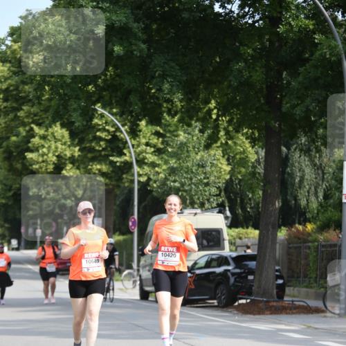 15.06.2025 - REWE Women's Run Jannik Wohlers http://msf.ph/oto/7943581 15.06.2025 10:02:43 Laufen 10689, 10420 meine-sportfotos.de