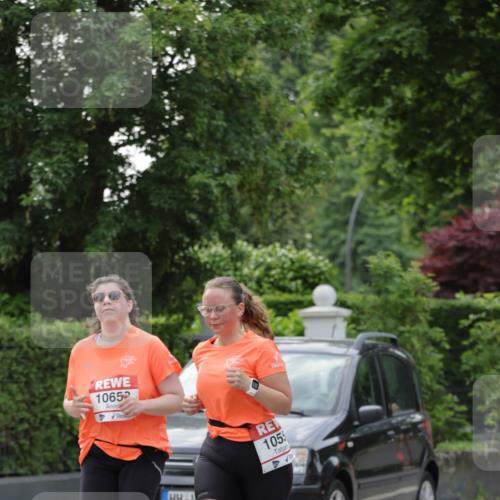 15.06.2025 - REWE Women's Run Jannik Wohlers http://msf.ph/oto/7943584 15.06.2025 08:28:58 Laufen 10652, 1055, 4 meine-sportfotos.de