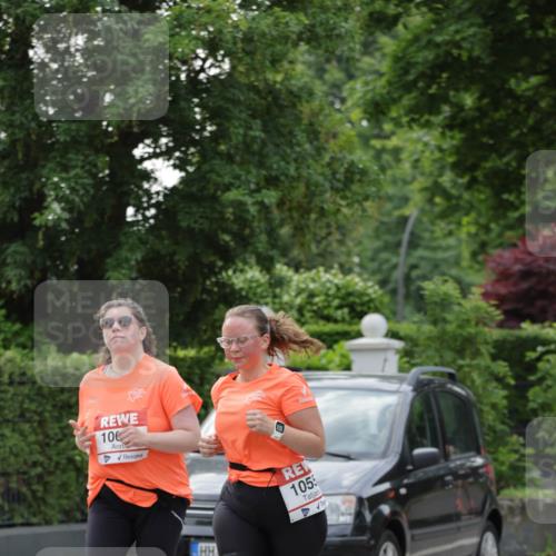 15.06.2025 - REWE Women's Run Jannik Wohlers http://msf.ph/oto/7943589 15.06.2025 08:28:58 Laufen 10, 1055 meine-sportfotos.de