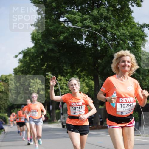 15.06.2025 - REWE Women's Run Jannik Wohlers http://msf.ph/oto/7943599 15.06.2025 08:47:12 Laufen 10410, 10711, 10291 meine-sportfotos.de