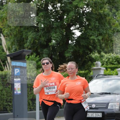 15.06.2025 - REWE Women's Run Jannik Wohlers http://msf.ph/oto/7943609 15.06.2025 08:28:59 Laufen 10658, 105, 1043 meine-sportfotos.de