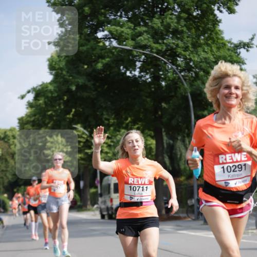 15.06.2025 - REWE Women's Run Jannik Wohlers http://msf.ph/oto/7943619 15.06.2025 08:47:12 Laufen 10711, 10291 meine-sportfotos.de