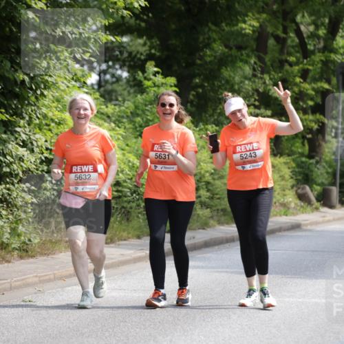 15.06.2025 - REWE Women's Run Jannik Wohlers http://msf.ph/oto/7943624 15.06.2025 10:16:44 Laufen 5632, 5631, 5243 meine-sportfotos.de