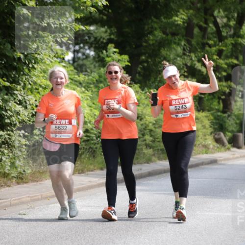 15.06.2025 - REWE Women's Run Jannik Wohlers http://msf.ph/oto/7943638 15.06.2025 10:16:44 Laufen 5632, 505, 5243 meine-sportfotos.de